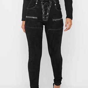 BRAND NEW WITH TAGS 🌟